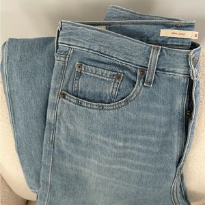 Levi’s Loose High Wide Leg Jeans size 30